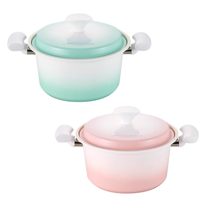 ビタクラフト ライト 両手鍋21cm ピンク グリーン Ap Ktn Dp21 アピデ株式会社 軽くてお手入れ簡単 グラデーションが可愛いヘルシー鍋 水蒸気の膜で無水調理ができるスグレモノ 頑張って送料無料 村の鍛冶屋本店
