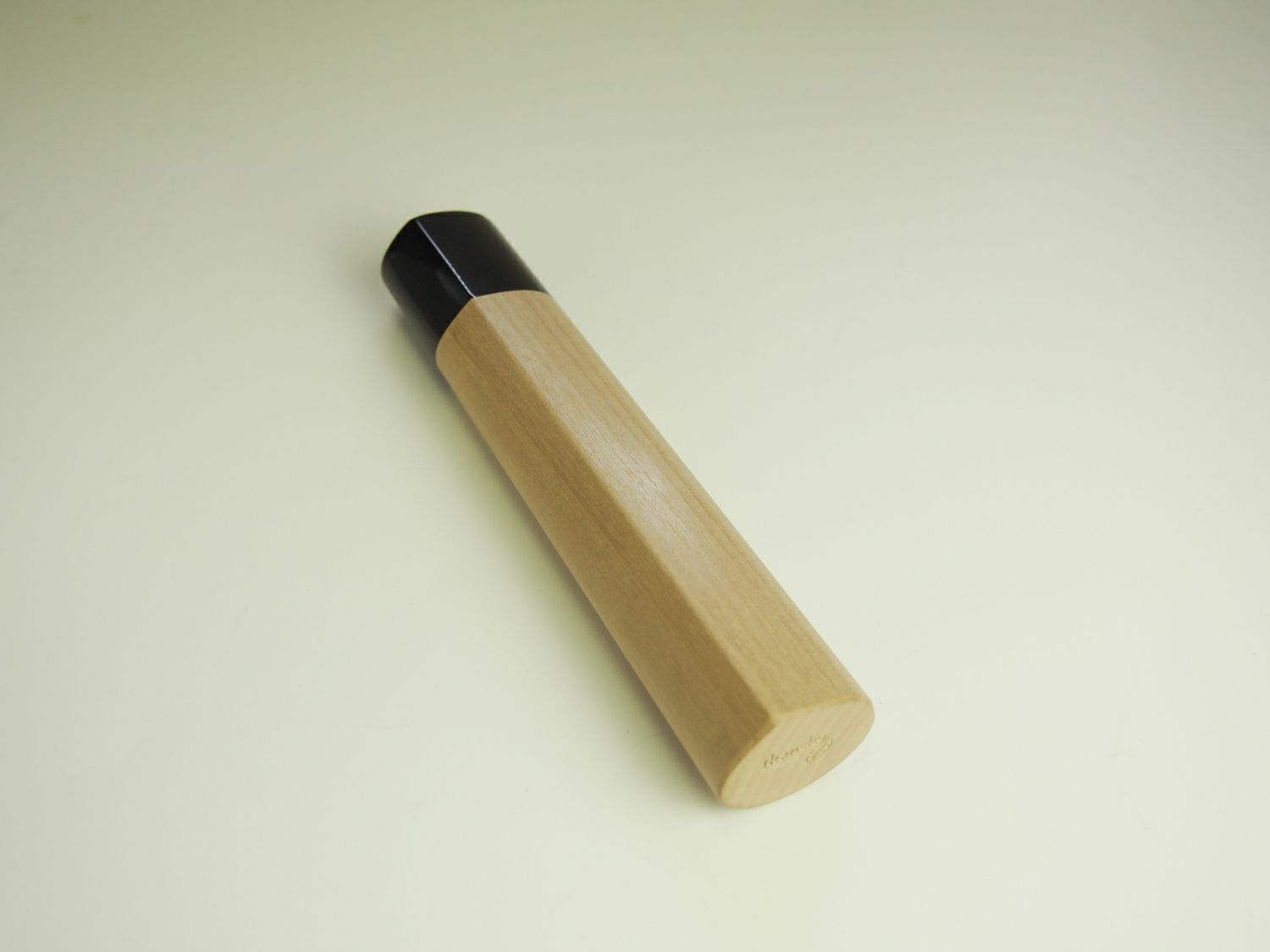 【頑張って送料無料！】【燕三条製】カネコ総業包丁柄黒水牛桂シノギ朴出刃用6寸710008高級木柄の証、水牛桂水分が染み込みにくい朴製ネコポス配送のため代引き、日時指定不可