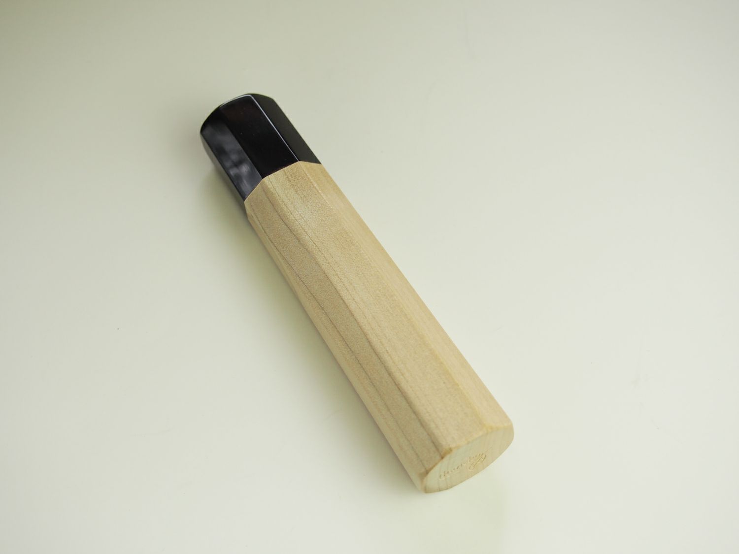 頑張って送料無料！】【燕三条製】 カネコ総業 包丁柄 黒水牛桂 八角