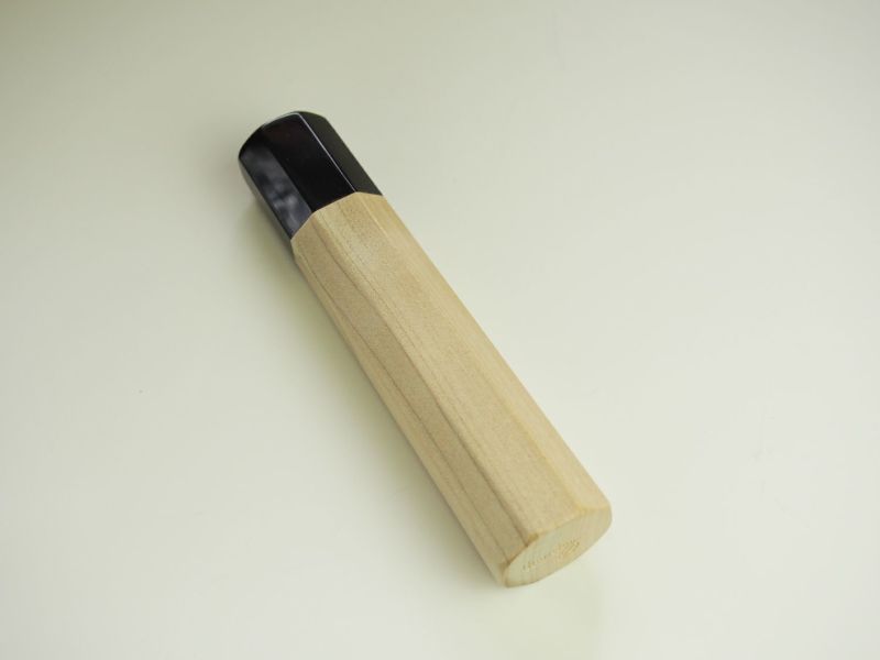 【頑張って送料無料！】【燕三条製】カネコ総業包丁柄黒水牛桂八角朴三徳・菜切5.5寸710020高級木柄の証、水牛桂水分が染み込みにくい朴製ネコポス配送のため代引き、日時指定不可