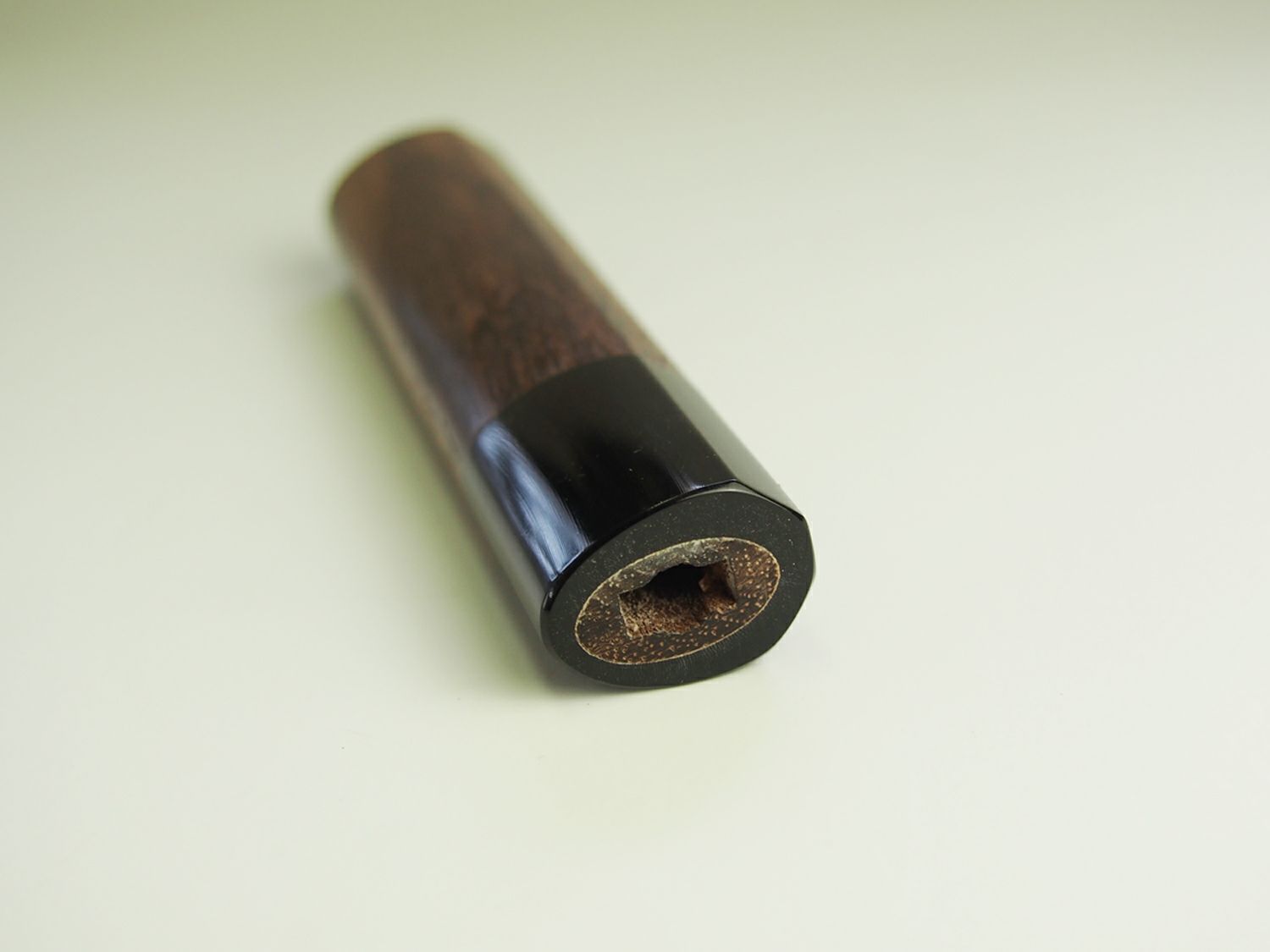 【頑張って送料無料！】【燕三条製】カネコ総業包丁柄黒水牛桂型変わり紫檀ペティ710071高級木柄の証、水牛桂耐朽性の高い紫檀ネコポス配送のため代引き、日時指定不可