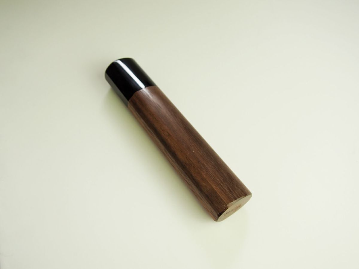 【頑張って送料無料！】【燕三条製】カネコ総業包丁柄黒水牛桂型変わり紫檀ペティ710071高級木柄の証、水牛桂耐朽性の高い紫檀ネコポス配送のため代引き、日時指定不可