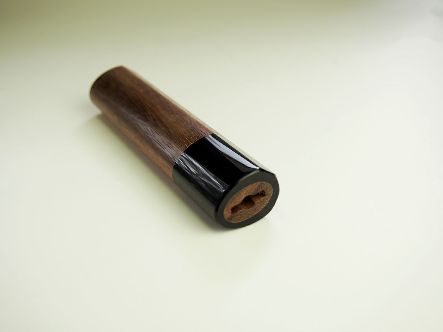 【頑張って送料無料！】【燕三条製】カネコ総業包丁柄黒水牛桂型変わり紫檀ペティ710071高級木柄の証、水牛桂耐朽性の高い紫檀ネコポス配送のため代引き、日時指定不可