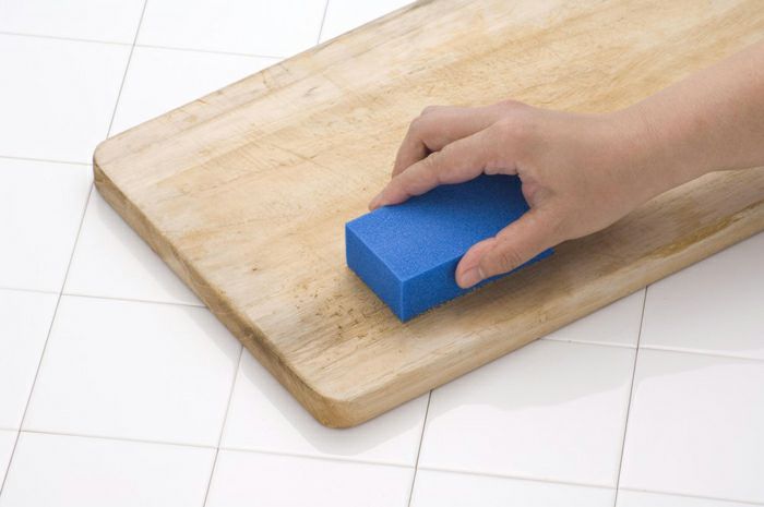 【頑張って送料無料！】しつこいまな板の汚れ落としに！まな板削り2個組30163プラスチックでも木でもOK！水をつけてこするだけ！ネコポスのため代引・日時指定不可